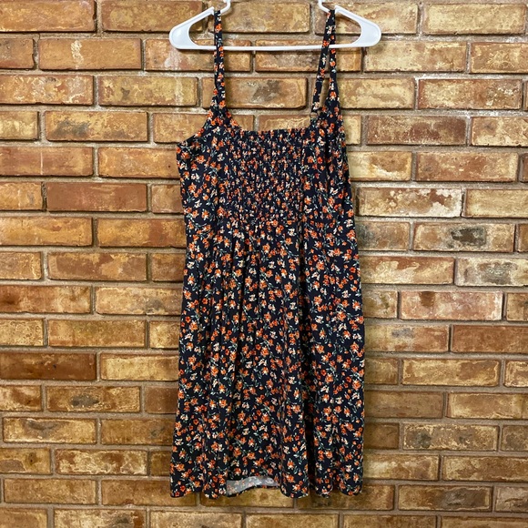 Old Navy floral sleeveless dress size L tall (heavy, thick, quality material) - Picture 8 of 8